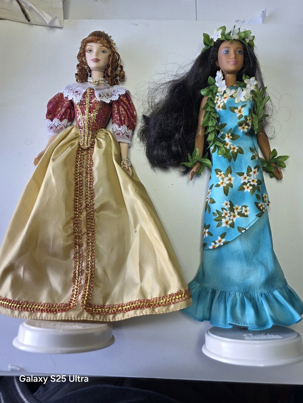 Lot Barbie Princesses Of The World